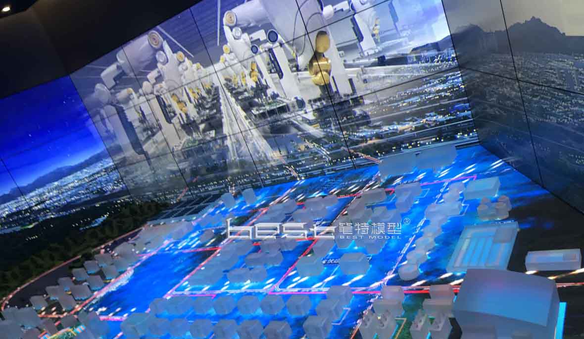 <a href='#link'></a>